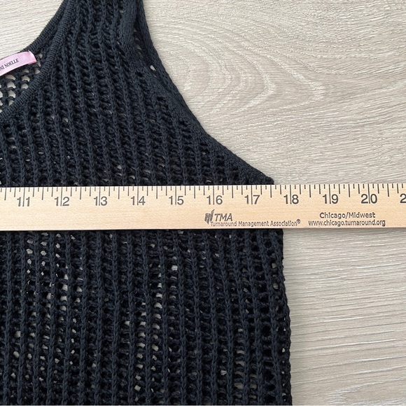 Women’s Black Crochet U-Neck Tank Sweater Future Collective Alani Noelle Size L - Picture 7 of 8